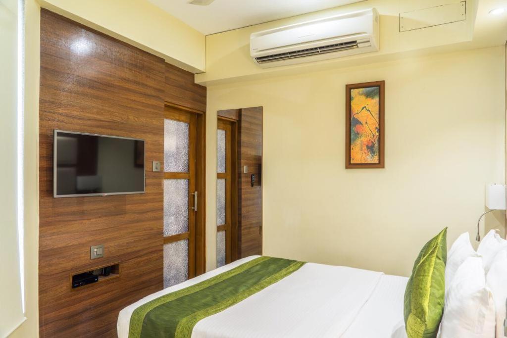 Super Inn Armoise Hotel Amhedabad Dış mekan fotoğraf