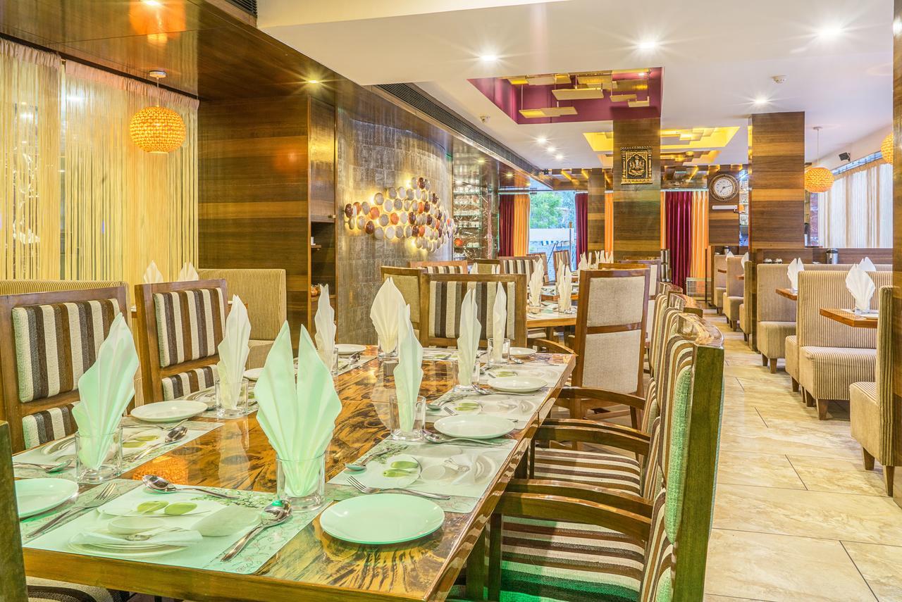 Super Inn Armoise Hotel Amhedabad Dış mekan fotoğraf