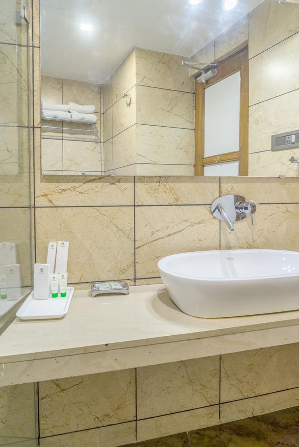 Super Inn Armoise Hotel Amhedabad Dış mekan fotoğraf