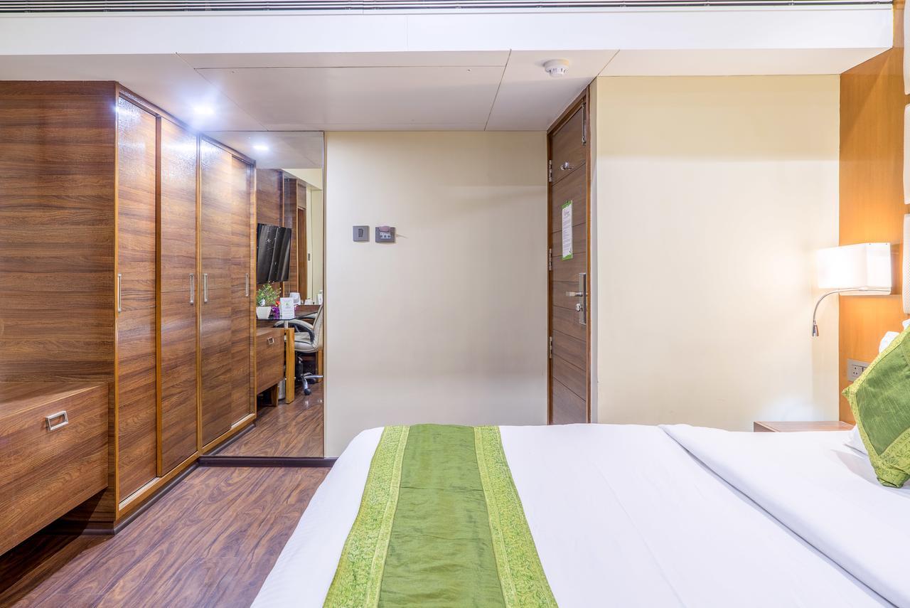 Super Inn Armoise Hotel Amhedabad Dış mekan fotoğraf