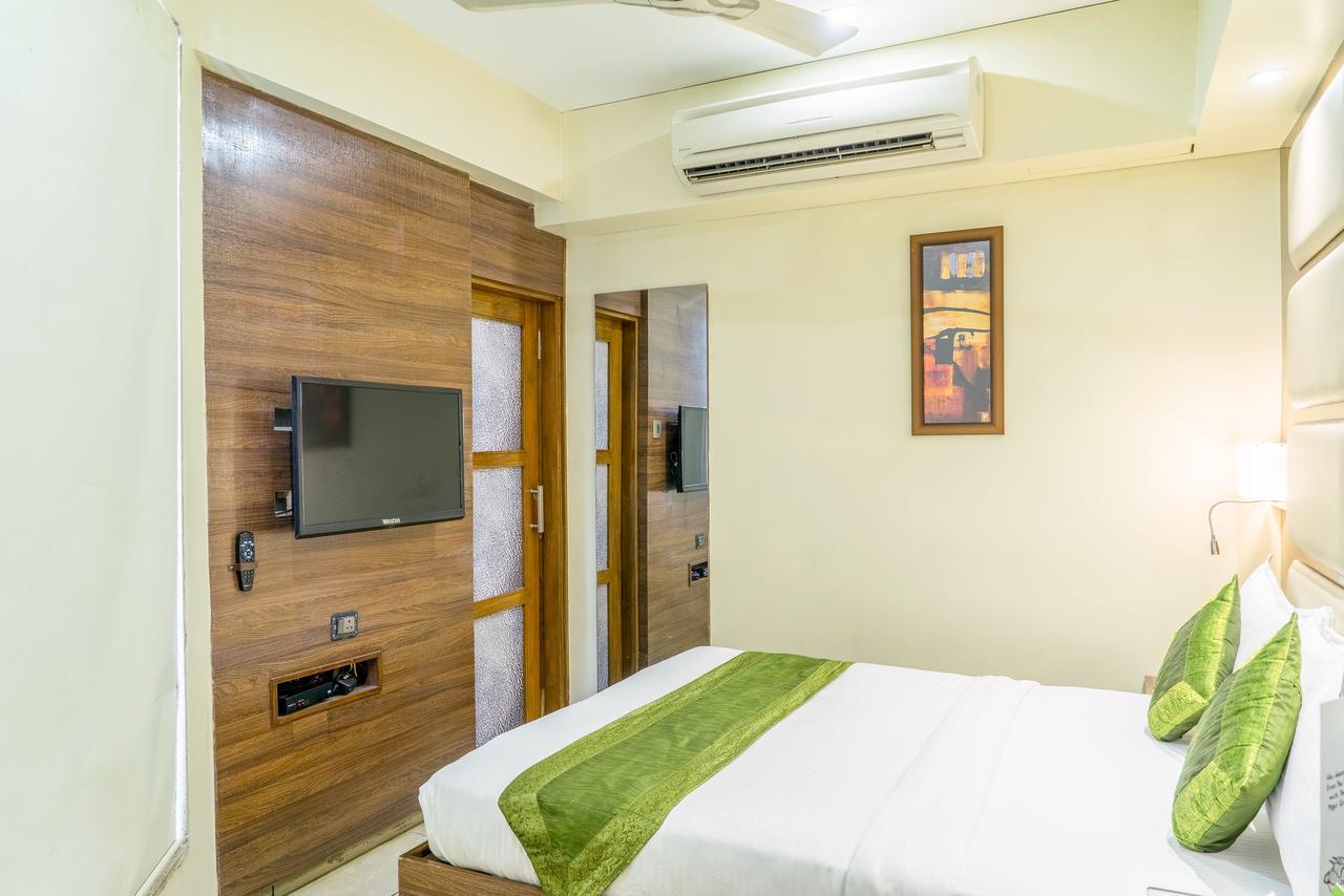 Super Inn Armoise Hotel Amhedabad Dış mekan fotoğraf